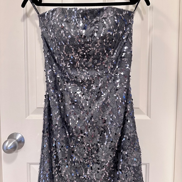 Jessica McClintock Sequin Dress - Picture 2 of 5